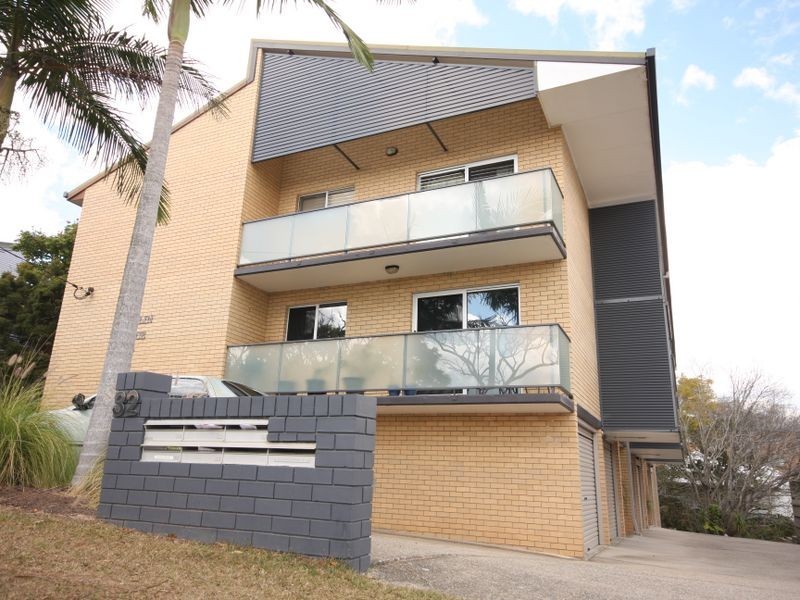 2/32 Stopford Street, Wooloowin QLD 4030