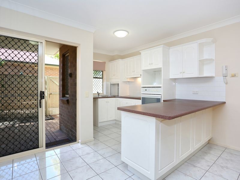 2/206 Bonney Avenue, Clayfield QLD 4011
