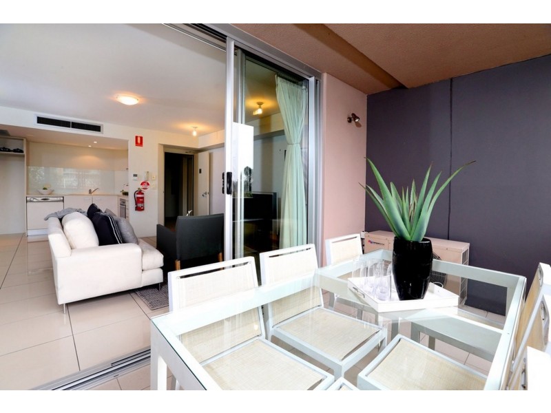 Apartment 8/153 Lambert Street, Kangaroo Point QLD 4169