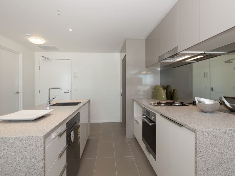 31508/2 Harbour Road, Hamilton QLD 4007