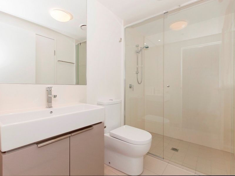 31508/2 Harbour Road, Hamilton QLD 4007