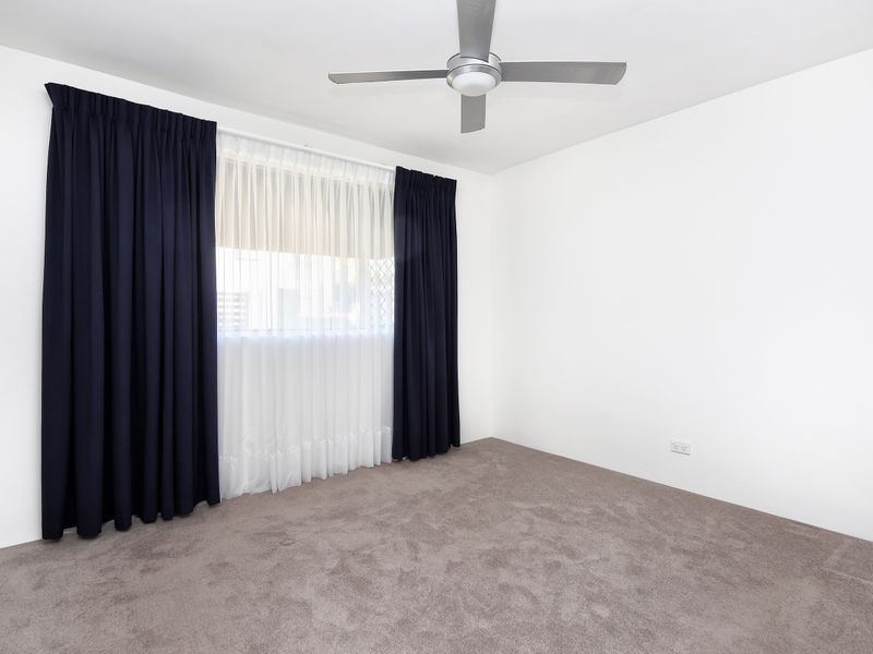 2/161 Flower Street, Northgate QLD 4013