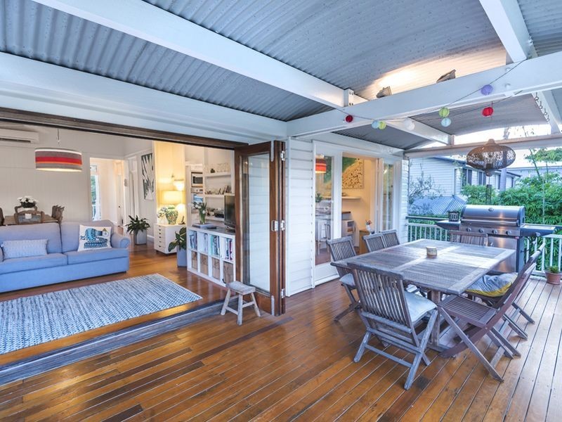 12 McGregor Street, Clayfield QLD 4011