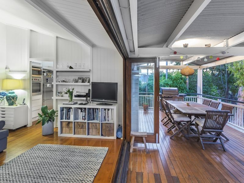 12 McGregor Street, Clayfield QLD 4011