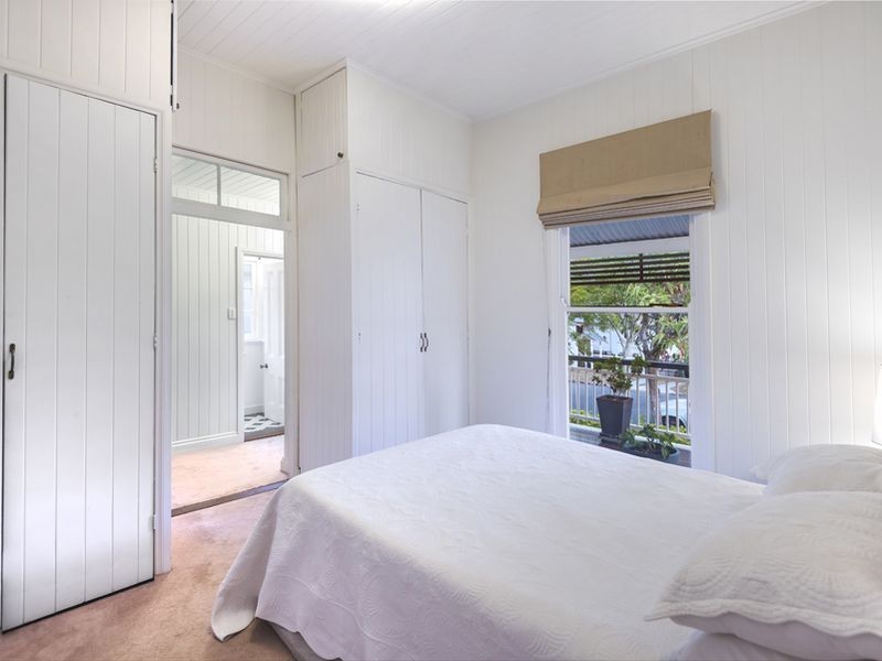 12 McGregor Street, Clayfield QLD 4011