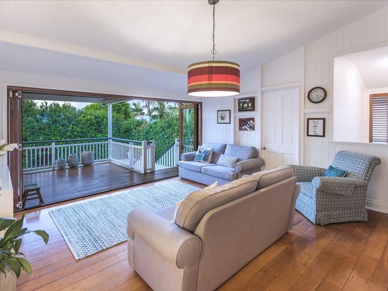 12 McGregor Street, Clayfield QLD 4011