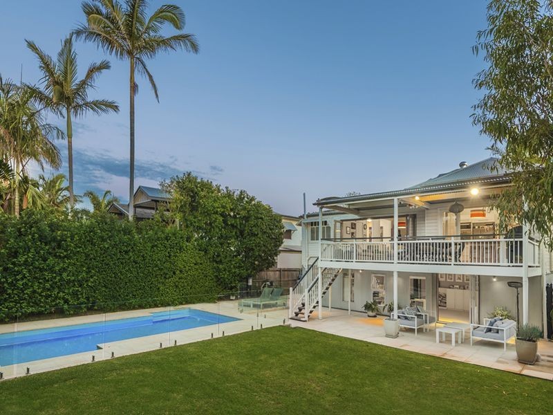 12 McGregor Street, Clayfield QLD 4011