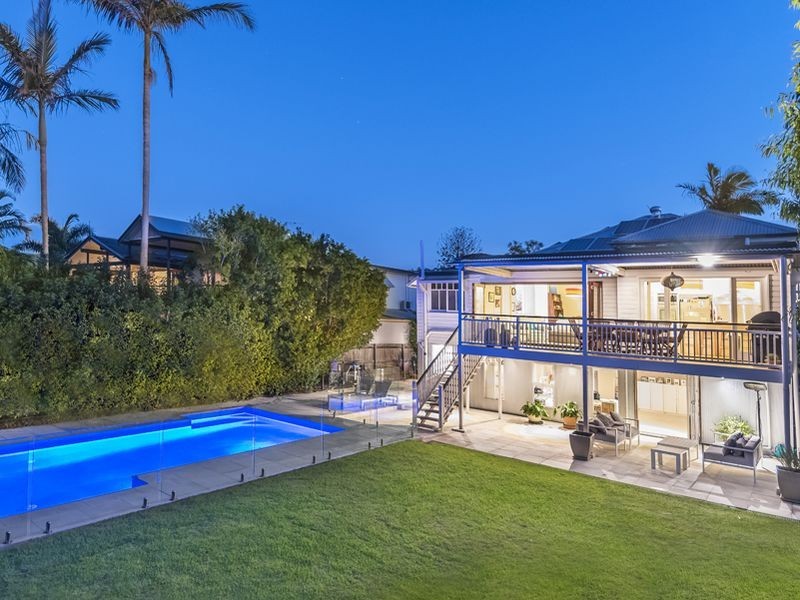 12 McGregor Street, Clayfield QLD 4011
