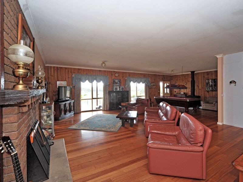 88 Hylands Lane, Heathcote VIC 3523