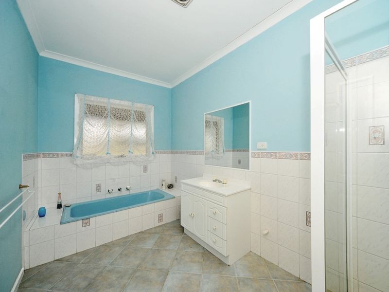 88 Hylands Lane, Heathcote VIC 3523