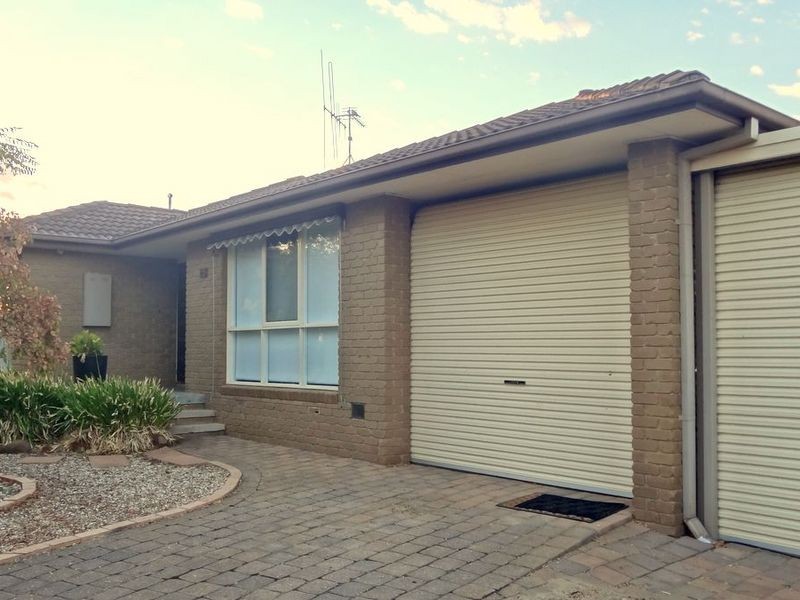 25 Wallaby Avenue, Kangaroo Flat VIC 3555