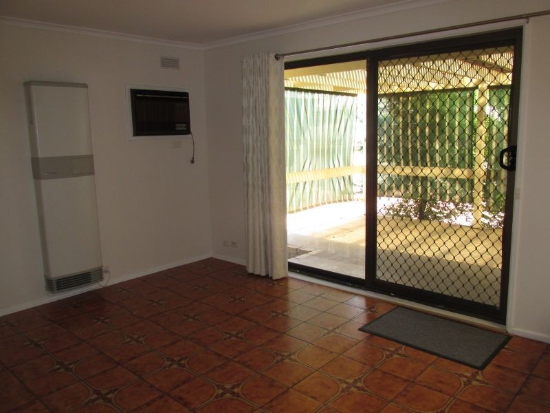 25 Wallaby Avenue, Kangaroo Flat VIC 3555