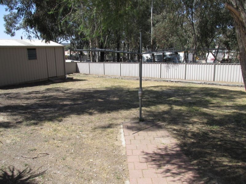 16 Lukin Crescent, Kangaroo Flat VIC 3555