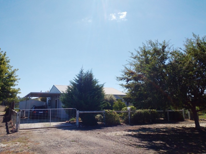 44 Chauncey Street, Heathcote VIC 3523