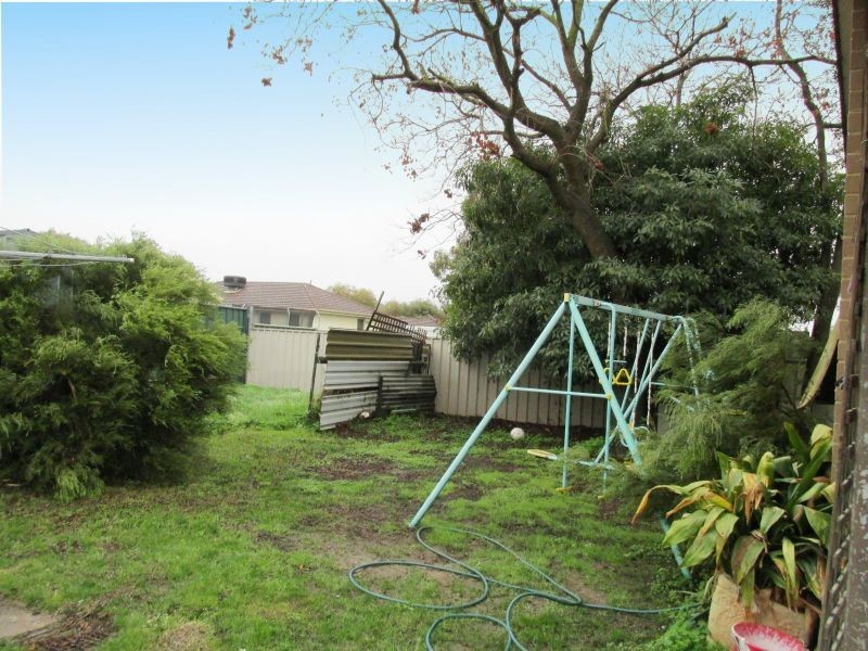 35 Energetic Street, Long Gully VIC 3550