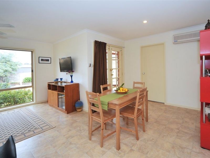 2/7 Allingham Street, Golden Square VIC 3555