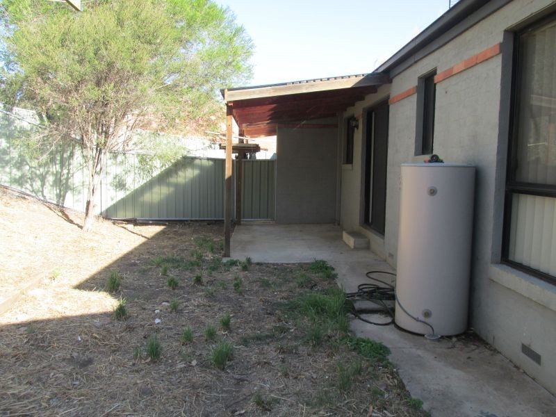 2/103 Osborne Street, Flora Hill VIC 3550