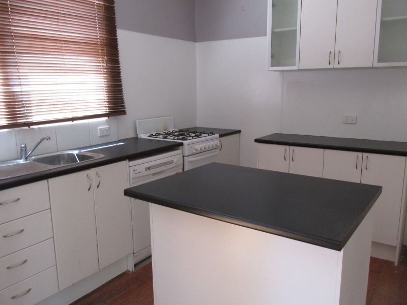 7 College Crescent, Flora Hill VIC 3550