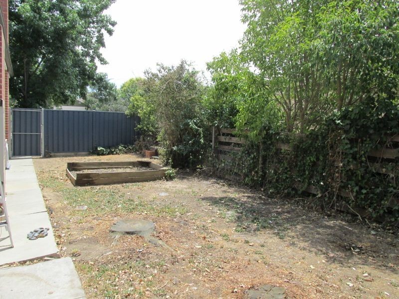 7 College Crescent, Flora Hill VIC 3550