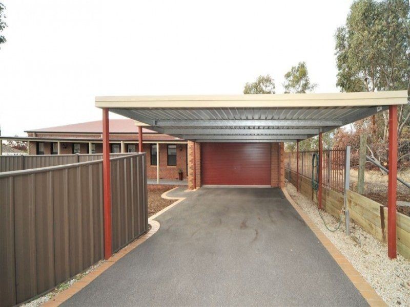 1B Tasman Court, Kangaroo Flat VIC 3555