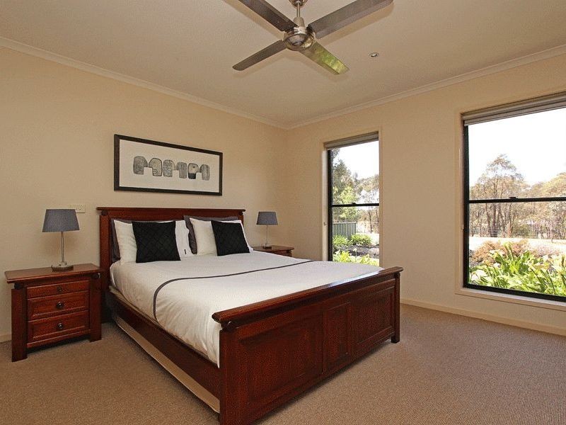 3 Marita Drive, Maiden Gully VIC 3551