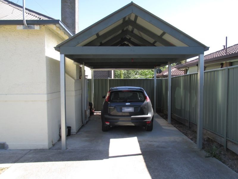 1/23 Nish Street, Flora Hill VIC 3550