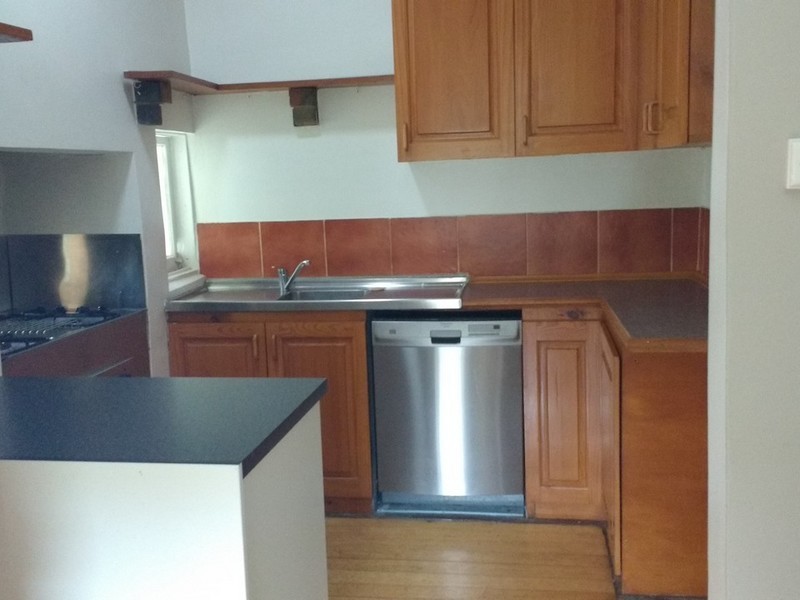 1/23 Nish Street, Flora Hill VIC 3550