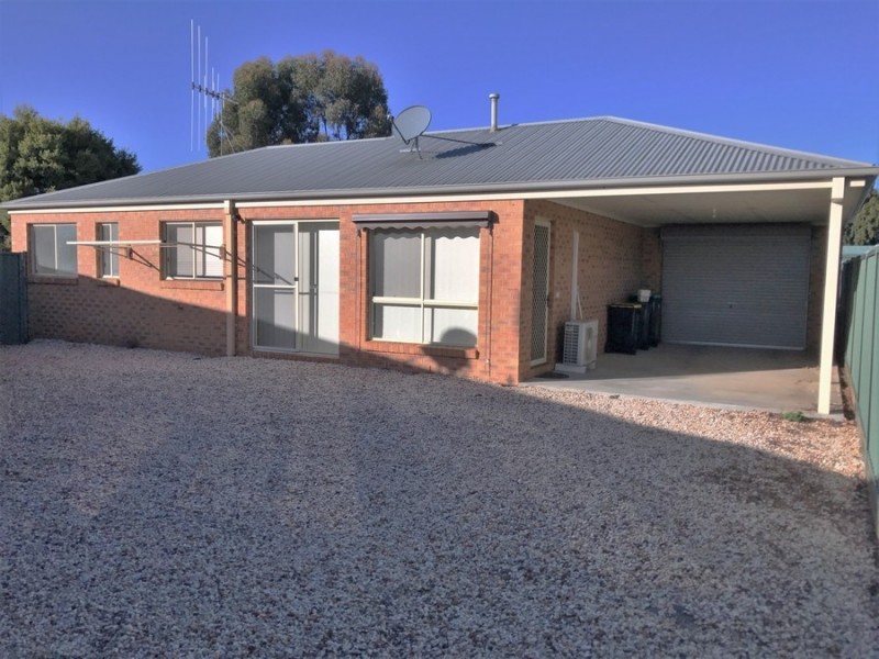 1/24 Trumble Street, Eaglehawk VIC 3556