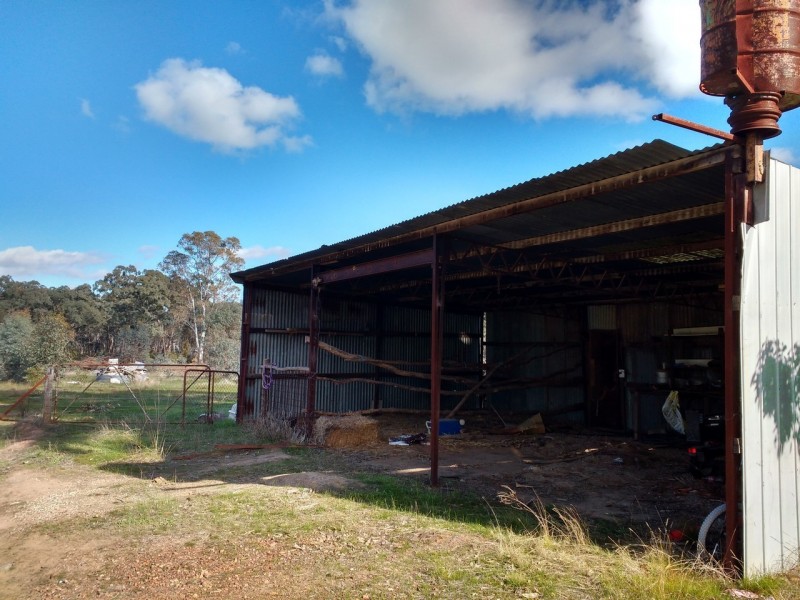 40 Plonk Gully Track, Redcastle VIC 3523