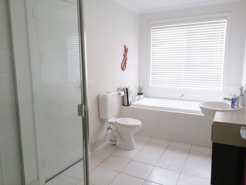 9 Mias Way, Epsom VIC 3551