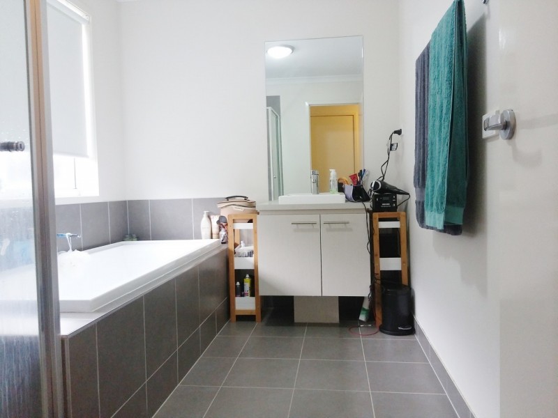 77 Evergreen Boulevard, Jackass Flat VIC 3556