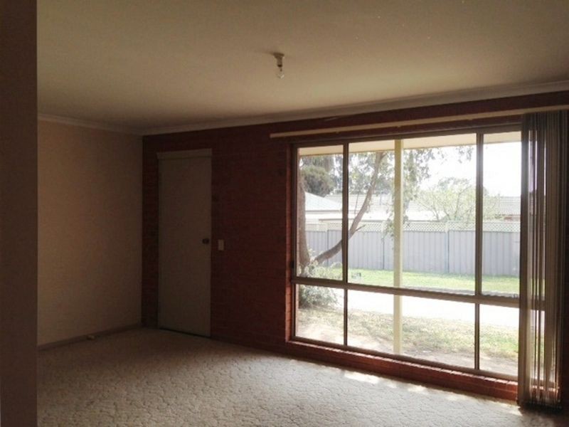 2/15 Paterson, Quarry Hill VIC 3550