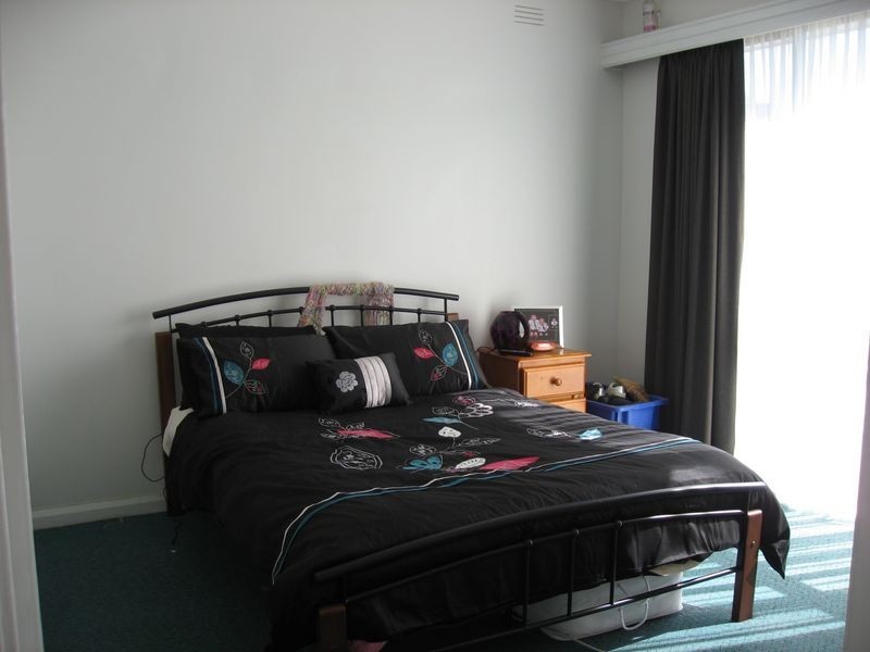 18 Specimen Hill Road, Golden Square VIC 3555