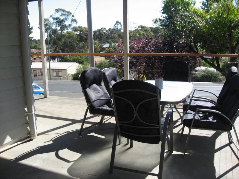 18 Specimen Hill Road, Golden Square VIC 3555