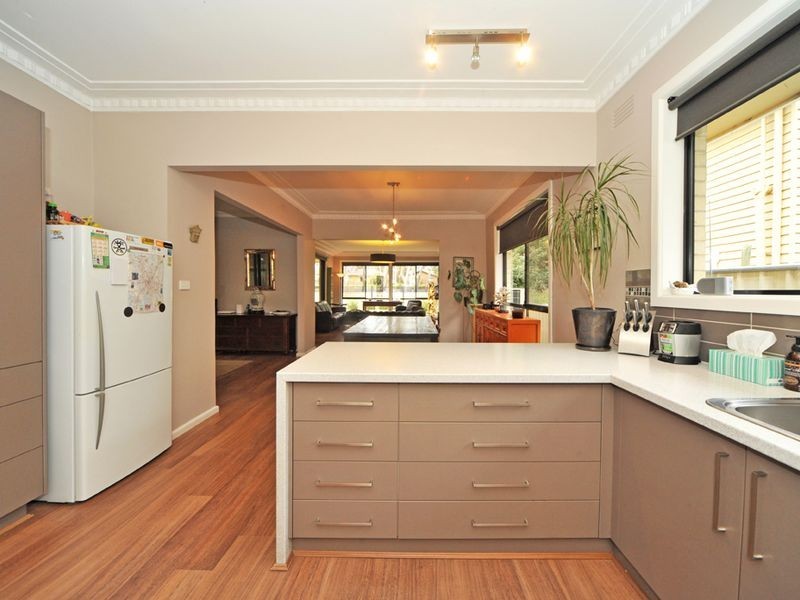 358 High Street, Kangaroo Flat VIC 3555