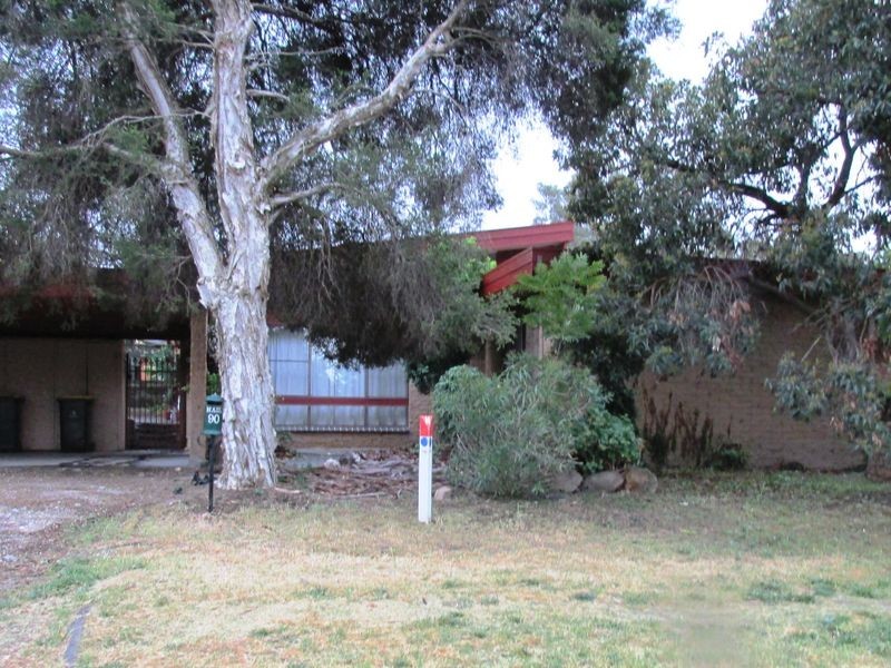 90 Crusoe Road, Kangaroo Flat VIC 3555