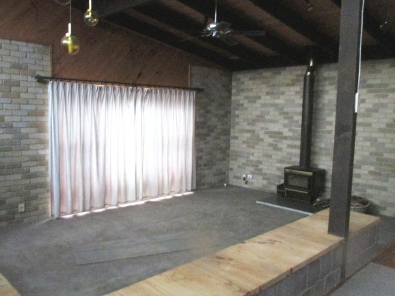 90 Crusoe Road, Kangaroo Flat VIC 3555