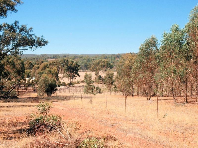 328 Eickerts Lane, Heathcote VIC 3523