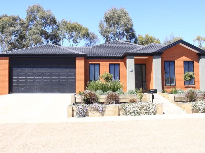 23 Ambrosia Rise, Epsom VIC 3551