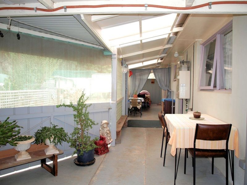 2/87 Ebden Street, Heathcote VIC 3523