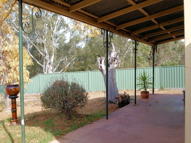 19 Shakespeare Street, Spring Gully VIC 3550