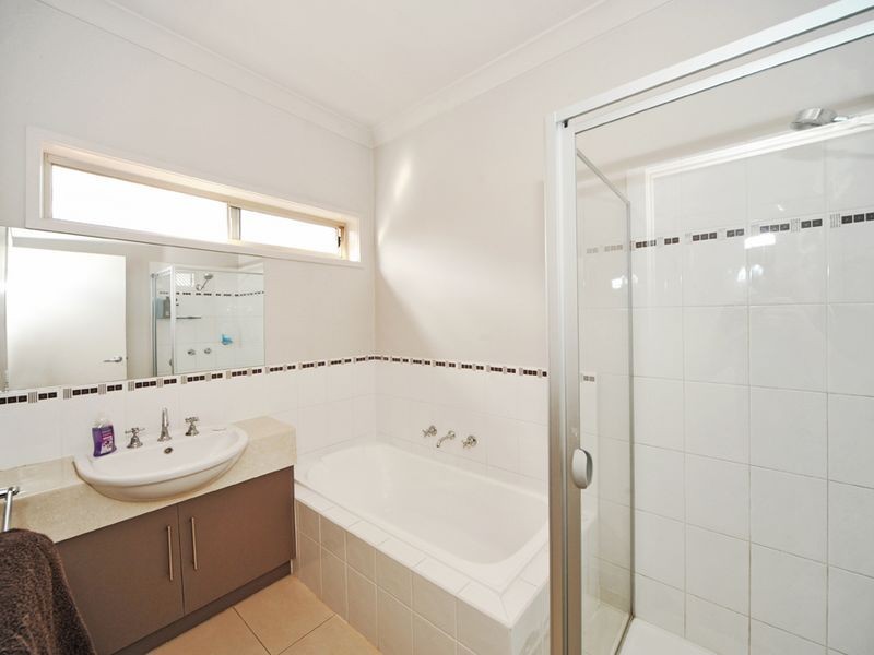 21 Symonds Street, Golden Square VIC 3555