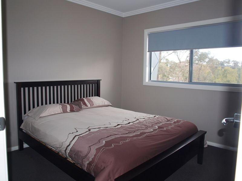 17 A Cousins Street, Strathdale VIC 3550