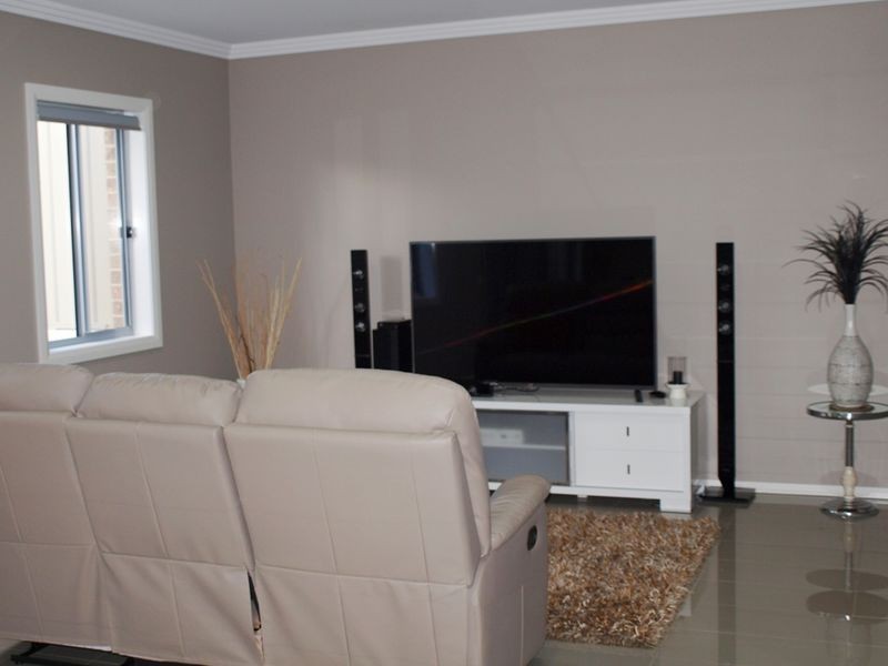 17 A Cousins Street, Strathdale VIC 3550