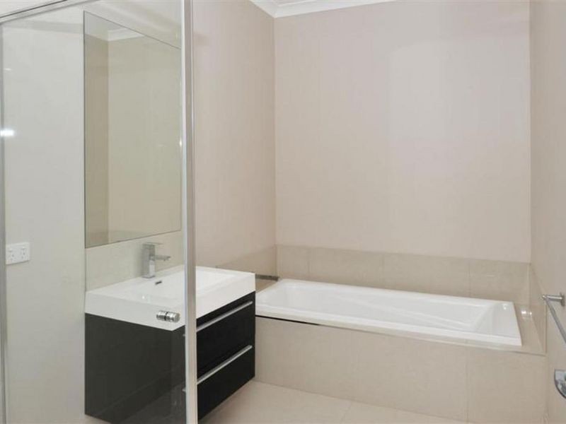 8A Benjamin Court, Spring Gully VIC 3550