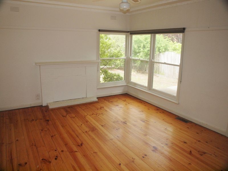 198 High Street, Kangaroo Flat VIC 3555