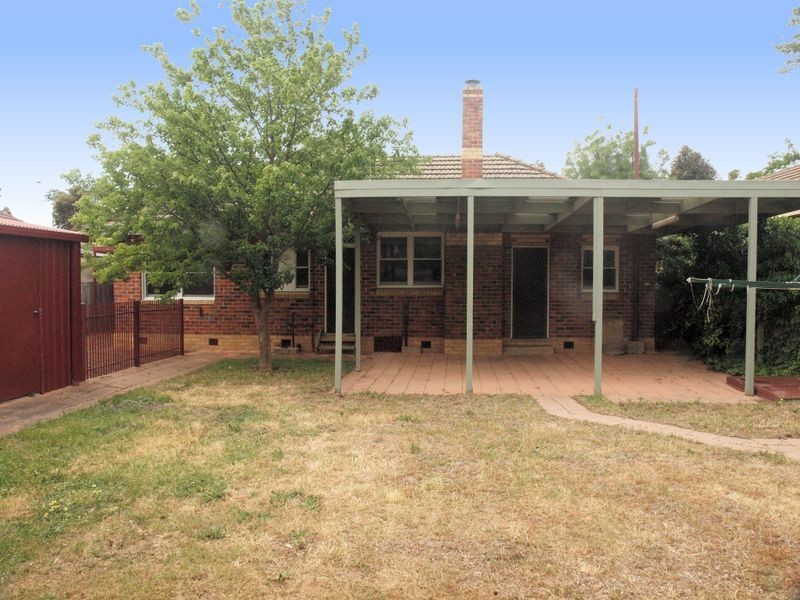 198 High Street, Kangaroo Flat VIC 3555