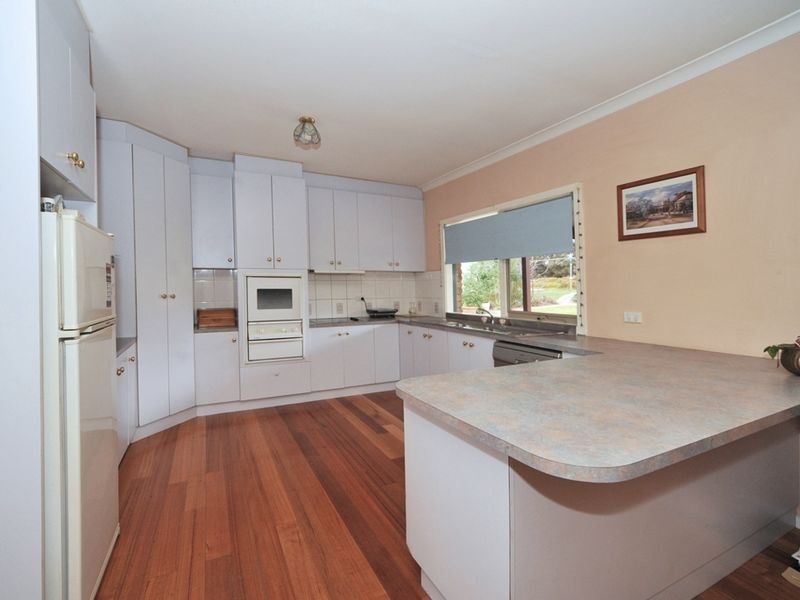 88 Hylands Lane, Heathcote VIC 3523