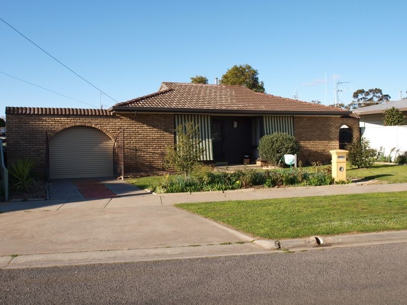 19 Wireless Street, Kangaroo Flat VIC 3555