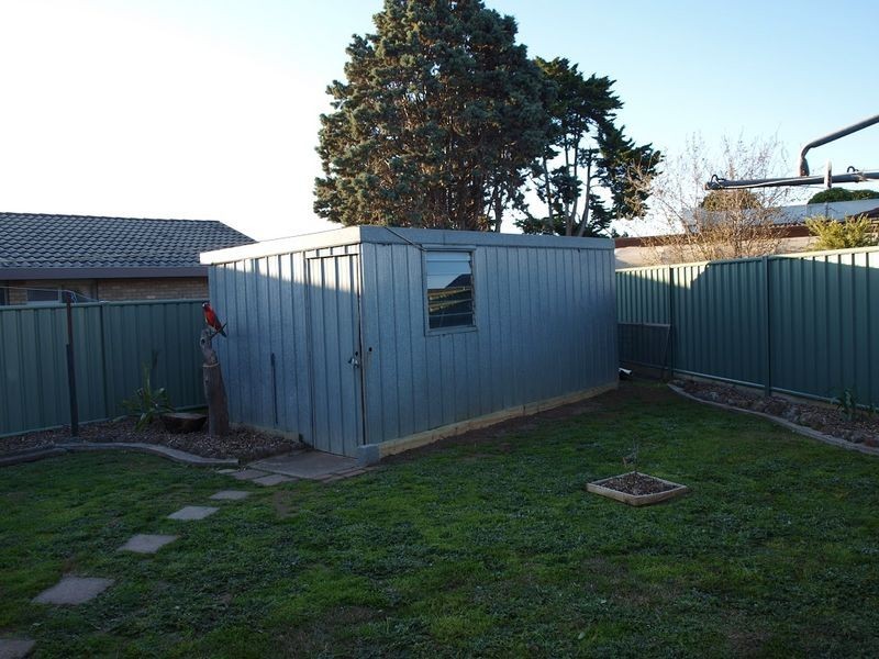 19 Wireless Street, Kangaroo Flat VIC 3555